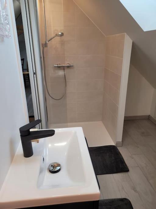 Appartement Proche Circuit Changé المظهر الخارجي الصورة
